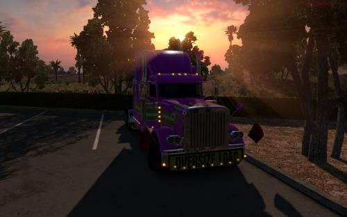 Peterbilt Pink Truck!